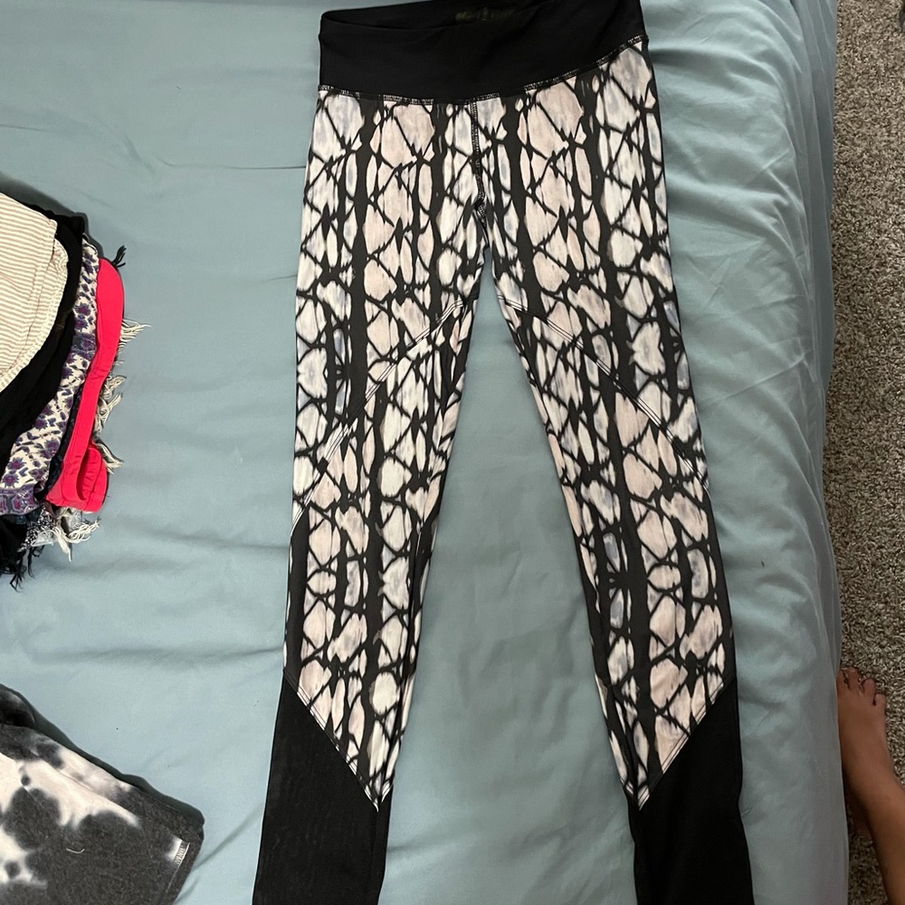 Super cool physique gypsy 05 leggings from revolve